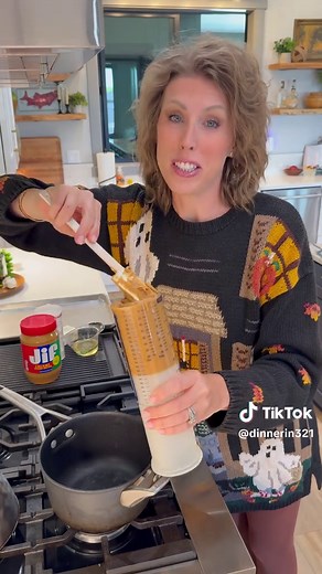 Delicious Peanut Butter Sheet Cake Recipe