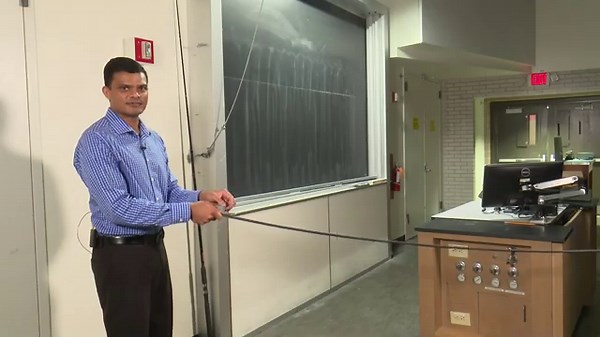 Transverse Pulse and Waves: Pulse on a Rope