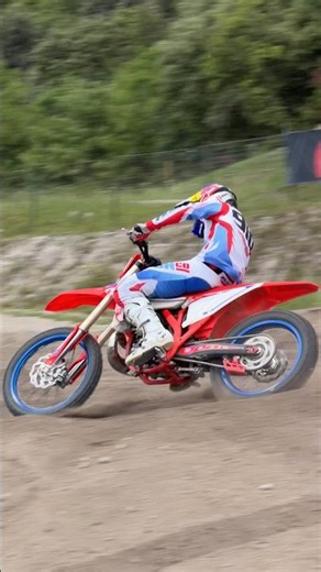 Riding Beta’s 350cc 2-Stroke at Arco!