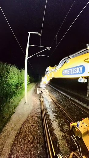 Dutchrailworker on Instagram: "The first rails are welded together  Now I rotate the welded rail outward, while the next one moves in for its turn. Step by step, joint by joint — this is how a solid track is built 落 #DutchRailWorker #TrackRenewal #RailLife #OnTrack #builtfortherail"