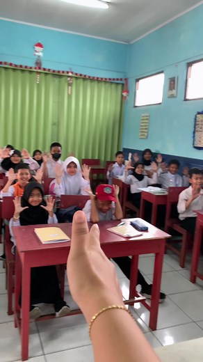 Innovative Classroom Techniques for Engaged Learning