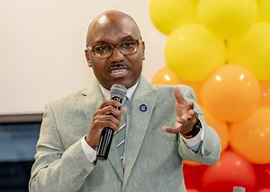 Dr. Roderick Palton officially named new superintendent for Staten Island public schools