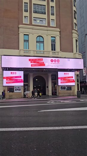 BTS, anunció gira en gran Vía madrid☺️💜 #BTS2026 #army2026 #worldtourbts2026 #paratiii