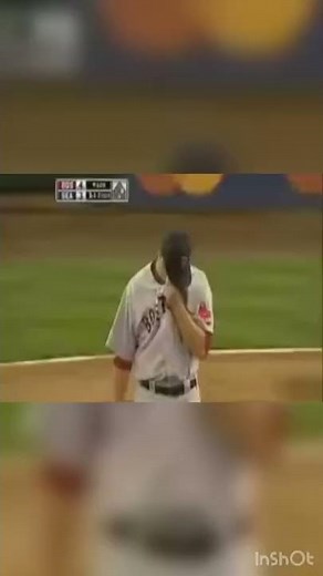 ICHRIO SUZUKI rarest MLB play EVER bunt HOMERUN