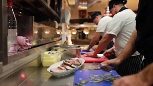 These Will Be the Biggest Dining Trends in 2022, According to Chefs