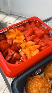 Making meals on the go so much easier with this portable food box from @shoptemu 🙌🏼 #ad Whether it’s a park day, a road trip, or just lunch on the porch, it keeps everything fresh, separated, and ready to enjoy. Obsessed with how compact and convenient it is! 🔎Search code: dyu7345 on the @shoptemu App to get an extra discount! TEMU New App Users ONLY!! #temu #temufinds | dietcokeanddiapers