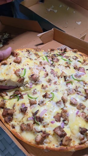 What are your reviews about Chaudhry Chaplin? Located in V-Mall, V-eats. For home delivery, you can place your order on App (available on Playstore) or contact directly on 111-000-299 #sialkotcity #sialkotfood | Mateen Kamran Shamsi