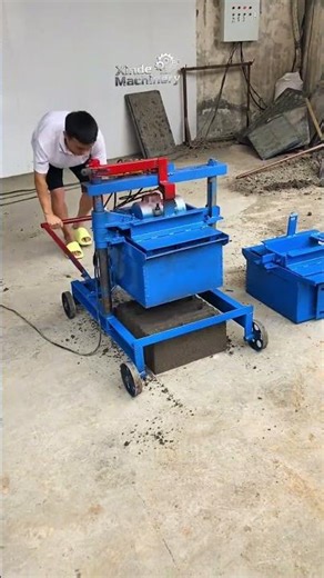 #SmallBlockMachine #MobileBrickMaker #RuralBusiness #LowInvestment #OnSiteProduction