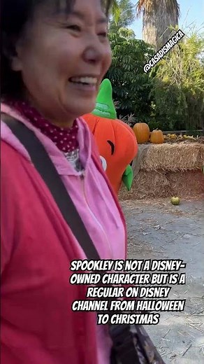 Spookley the Square Pumpkin is a holiday staple on Disney Channel #spookleythesquarepumpkin #disney