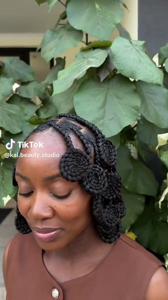 From inspo to reality! #kaibeautystudio #detailedbraids