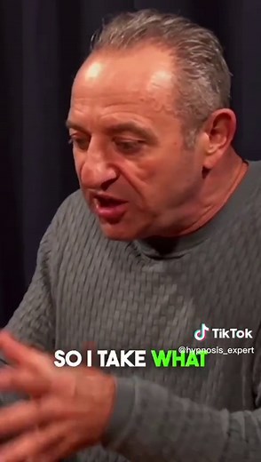 Elliott Wald (@hypnosis_expert)’s video of hypnosis