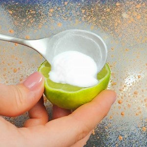 24M views · 10K reactions | New amazing cleaning hacks for your home.  | Bright Side | Facebook