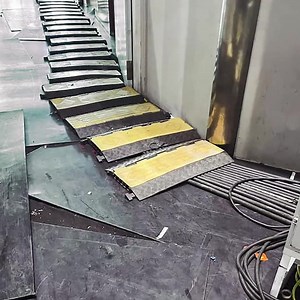 😨 Creative cable covering #creative #cablecover #cableprotection #cableramp #cablemanagement | Avid