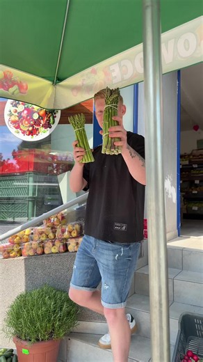 Dostawa pysznych zielonych Szparagów #super #pomoc #following #viral #trend