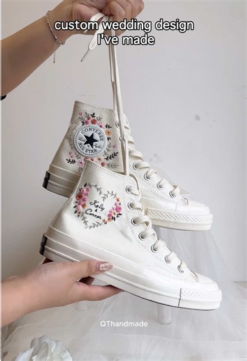 Beautiful Hand-Embroidered Bridal Shoes for Weddings