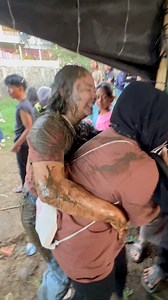 Kuda Lumping Cewek Kejar Wanita Berhijab | Budaya Sunda Channel