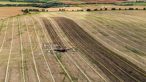 Coleta, armazenamento e análise de dados em tempo real. Em parceria com a Farmers Edge Brasil, o AFS Connect garante o acesso a informações diárias e relevantes que integram a ferramenta, como dados mostrando a variação do clima na propriedade e serviços de amostragem do solo de toda a sua fazenda. Saiba mais em: https://youtu.be/6B3dOW5QDCg | CASE IH