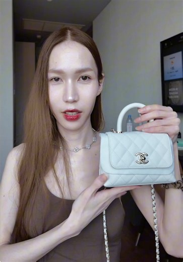 Unboxing Exclusive CHANEL Goodies