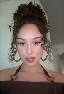 Giuliana (@iam.giuliana)’s video of do you mind lyrics