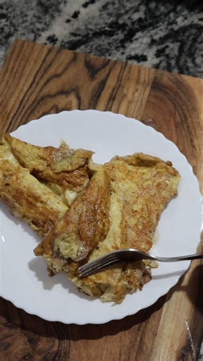 Cheese Pepper Omelette in 5 Minutes! 🧀| Breakfast Special #shorts