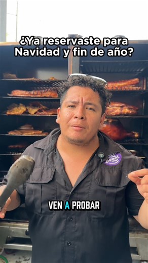 Chef Boss ® | BBQ | Parrillas | Cuchilllos on Instagram: "🎄✨ Celebra Navidad y Fin de Año con el sabor ahumado de Chef Boss ✨🎆 Te ofrecemos nuestras proteínas especiales para tu cena festiva: • Brazo de cerdo – $65 Peso bruto: 6 kg | rinde 18 porciones • Costillar de cerdo – $75 Peso bruto: 6 kg | rinde 18 porciones • Pierna de cerdo – $110 Peso bruto: 11 kg | rinde 35 porciones Chef Boss — sabor para celebrar. 🎄✨ ** Cupos limitados, reserva Ya!"