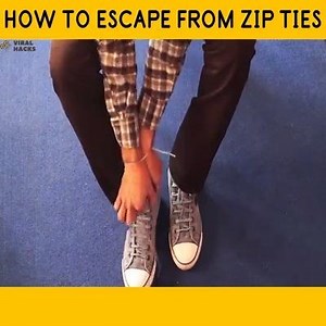 Survival Life Hack. By Viral Hacks. APC MEDIA GROUP - Make Up, Foods / Drinks & Lifestyle. http://www.apc-marketing.com/apc-media-group Subscribe to our Newsletter. http://www.apc-marketing.com/amg-subscribe | APC Group -Mauritius