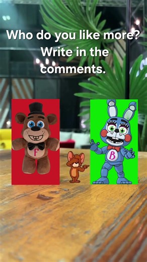 Fraddy Fazbear vs Bonnie, Who do you like more? Write in the comments #fnaf #toys