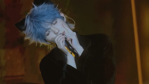 Endless Spring | 李昊：送给你们这首我用来表白你们的歌曲."哪怕与世界为敌我都不在意""你就是我唯一我会不停走向你"看着你的眼睛就有超能力