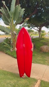 Shiny new toy 🤩 A red 5’2” Fish from @christensonsurfboards for @brentblack. The added gloss polish is 🔥 #surfboardfactoryhawaii #surfhawaii #hawaiisurf #customsurfboards #christensonsurfboards | Surfboard Factory Hawaii