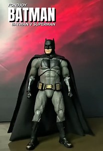 Batman BVS FondJoy 19 deluxe figure: Sample poses & review