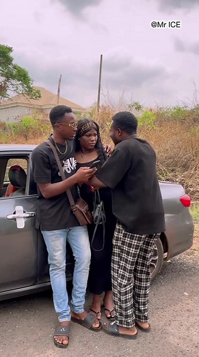 A Lady save by a Stranger