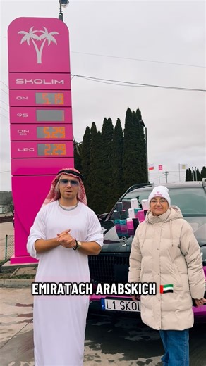 Konrad Skolimowski on Instagram: "Benzyna za 4,99 zł🎄Świąteczne Promocje na stacji SKOLIM🩷Wpadajcie po prezenty 🎁 Witamy i życzymy Wesołych Świąt ♥️♥️♥️ #skolim #stacja #podlasie #latino #czeremcha"