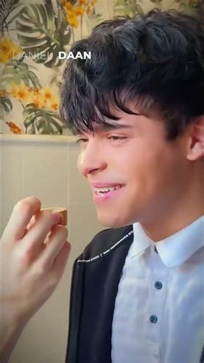 POV: You Catch Daniel Daan Singing in the Bathroom 👀