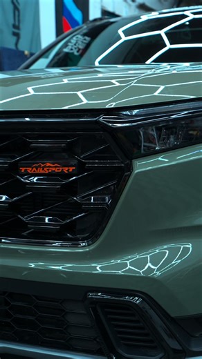 Luxury Star Lighting NYC on Instagram: "Honda CR-V flow series ambient lighting installed! Feels OEM when on solid colors and give you that extra flavor when on chasing options! Perfect for any vehicle! . . #hondacrv #ambientlighting #customizationshop #carmods #lslcrv"