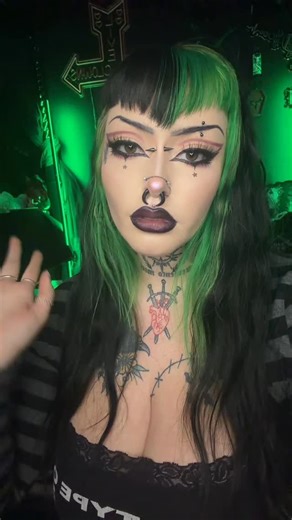 Bella Luna🌙 | Help me aka give me suggestions all I know is how to take photos and be sexc so any input on what type of reels you guys would like to see... | Instagram