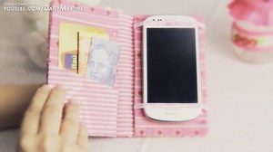 405K views · 6.3K reactions | Olha só que linda essa capinha de celular... você pode ter várias, feita por você e gastando muito pouco. E esse tutorial faz o maior sucesso no canal, Já tem mais de 1 MILHÃO de visualizações! Assiste lá também! Link nos comentários. | Dany Martines Diy | Facebook
