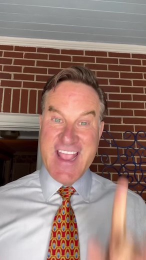 Here’s some advice for your next pageant. Trust the experts. We love momma but that doesn’t mean she knows how to pick the best gown for your next competition. Trust the experts and the dresses they pull for you. #pageant #beautypageant #pageantinterview #pageantcoachlife #pageantprep #pageanttiktok #pageantgirl #pageantpreparation