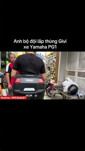 Thank you to the soldier who traveled all the way from Bac Ninh to install the Givi top case on m...