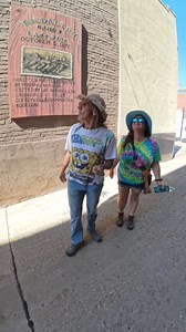 THE LAST RIDE OF THE DALTON GANG!! Coffeyville, Kansas...check out the Bank, hardware store, and DEATH ALLEY! For anybody not knowing the history of the DALTON'S.. THE RAID… Three Daltons, Bob, Grat and Emmet, Dick Broadwell and Bill Powers wanted to do what no one had ever done before - rob two banks at the same time. After camping on Onion Creek, west of Coffeyville, they rode into town on horseback heading east on Eighth Street early on the morning of October 5, 1892. The Dalton brothers, bei