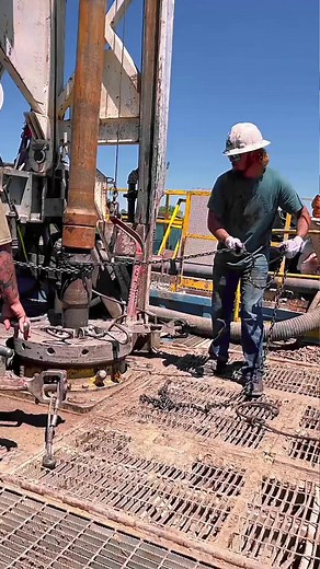Work Over Rig #drilling #rig #ad #petroleum | Drilling Rig Work Life