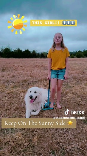 Y’all go listen to Josie Hope kill it!!! #balladofsongbirdsandsnakes #hungergames #keeponthesunnyside #soundtrack #november17 #fyp #dogsoftiktok #foryou #tucktuck #music #friday #josiehope #thehungergames @The Hunger Games #vibes @balladofsongbirdsandsnakes #dogs #thecoveyband #rachelzegler