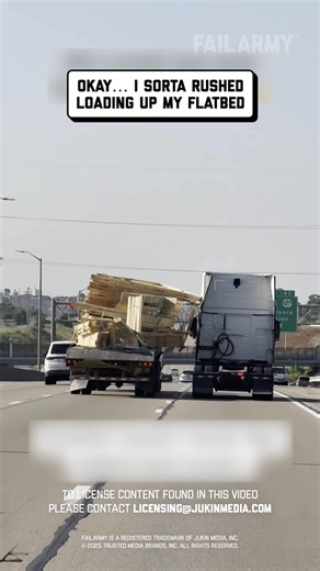look, I used the "oversize load" sign thing! 😩 🤣 #finaldestination #oversizeload #truckfail #truckerfail #propertydamage #closecall #fail #fblifestyle | FailArmy