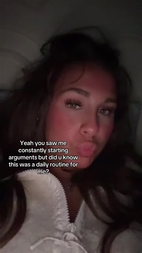 ️ (@ilovepickles.333)’s videos with grab the lighter (demo) - Jax and Lydia