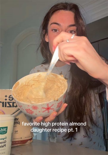 High Protein Oatmeal Yogurt Bowl Recipe