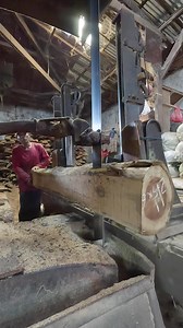 very awesome process log into planks | Sawmill & Woodworking