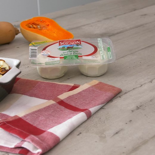 En automne, on se régale avec les courges 🍂 C'est le moment ou jamais de réaliser un délicieux gratin de butternut au chèvre. Notre astuce gourmande : y ajouter des lardons, des noisettes et le nouveau chèvre frais Soignon ! La recette ici et en vidéo : https://bit.ly/soignon-gratin | Cuisine AZ