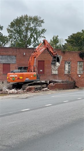 Demolition Of Some Old Textile Storage Buildings…Hmm…What’s Next? #dvfpreservationnation #rockymountmills | Preservation Nation - Dustin Van Fleet