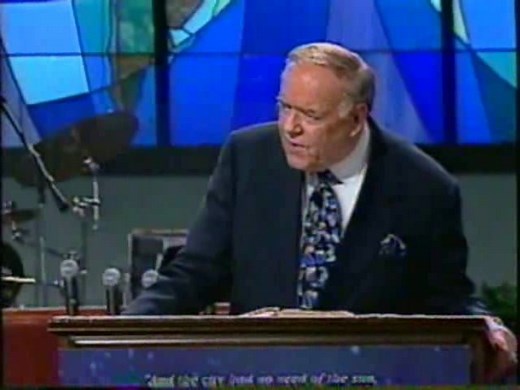 Kenneth E Hagin St Louis Holy Ghost Meeting Fri Night 1997