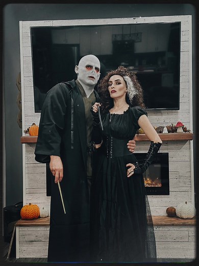Impresionante disfraz de pareja: Voldemort y Bellatrix
