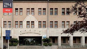 Idén már nem lesz szülészet-nőgyógyászati fekvőbeteg-ellátás a balassagyarmati kórházban | 24.hu